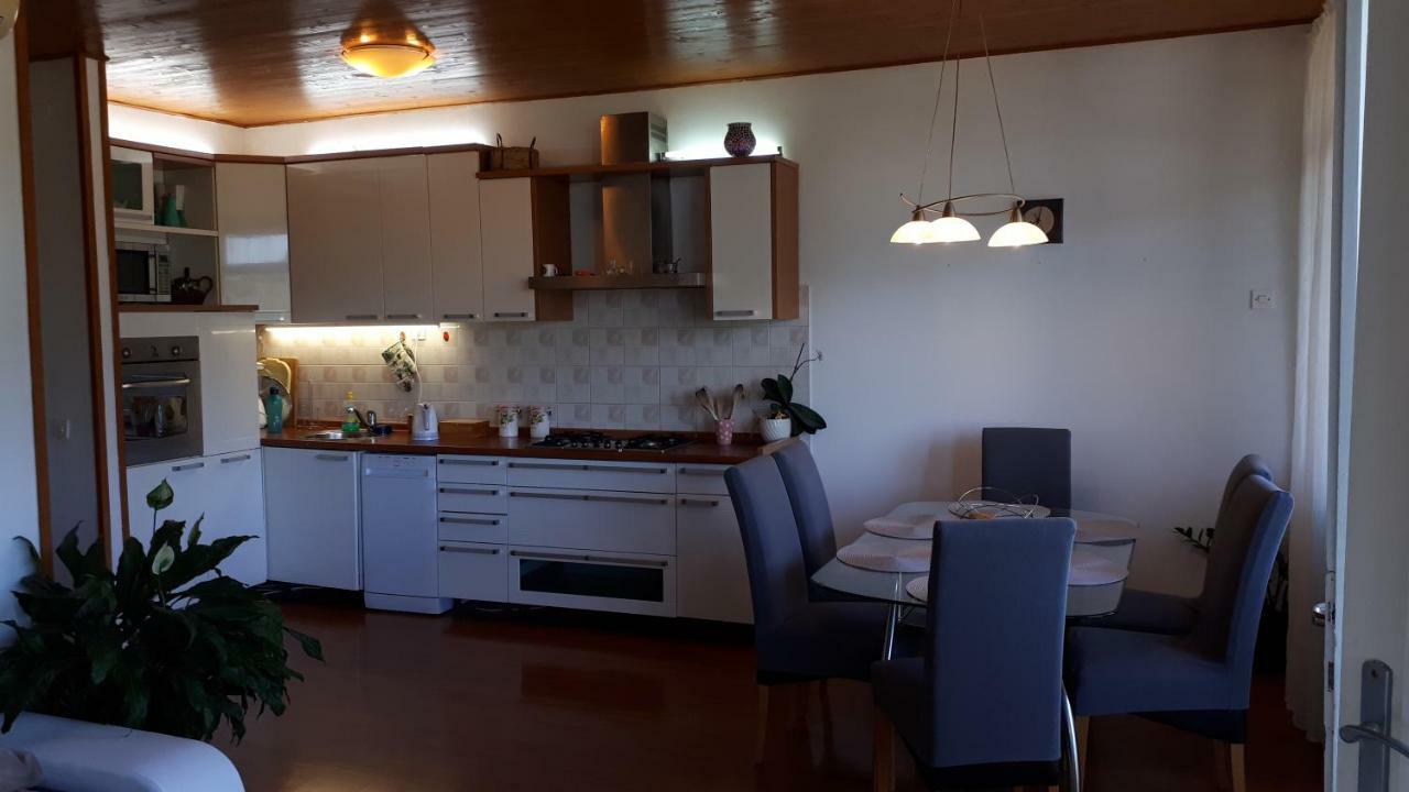 Best4You Apartment - Sea View - 70 M2 - 2 Bedrooms دوبروفينك المظهر الخارجي الصورة